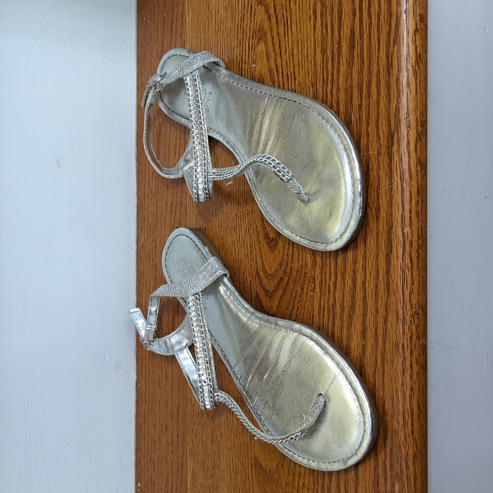 Rouge women's sandals size 7 grey/silver